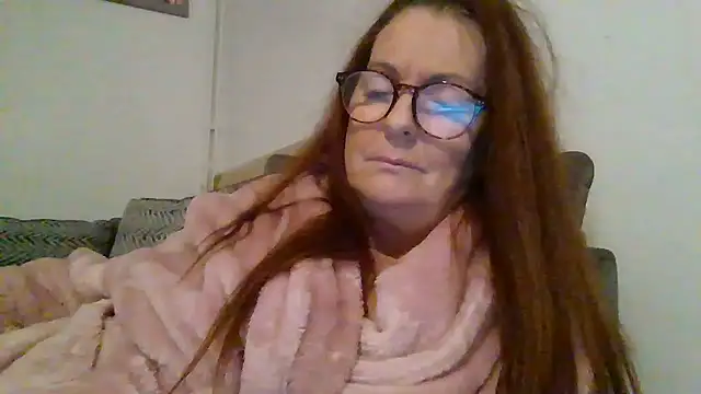 Snapshot of Tillieuk chatting on March 8, 8:56 pm Tillieuk online show from March 8, 8:56 pm