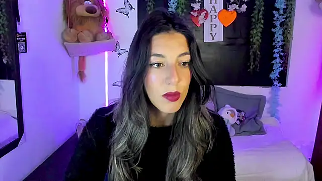 Snapshot of queen-natty chatting on February 13, 2:22 am queen-natty online show from February 13, 2:22 am