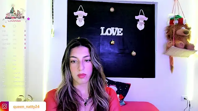 Snapshot of queen-natty chatting on December 27, 4:15 am queen-natty online show from December 27, 4:15 am