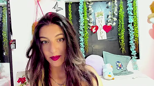 queen-natty online show from March 5, 3:14 am