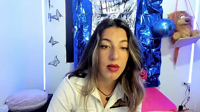 Snapshot of queen-natty chatting on March 3, 4:26 pm queen-natty online show from March 3, 4:26 pm