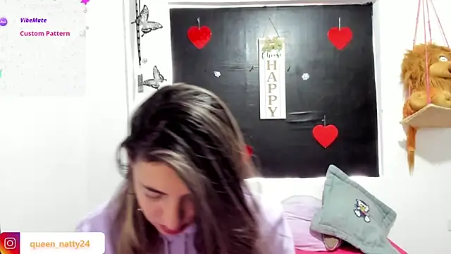 Snapshot of queen-natty chatting on January 23, 2:28 pm queen-natty online show from January 23, 2:28 pm