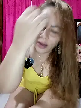 Snapshot of SluttyMilf79 chatting on December 3, 7:19 am SluttyMilf79 online show from December 3, 7:19 am