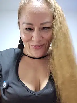 Snapshot of SluttyMilf79 chatting on July 2, 7:58 am SluttyMilf79 online show from July 2, 7:58 am