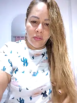 SluttyMilf79 online show from March 28, 8:04 am