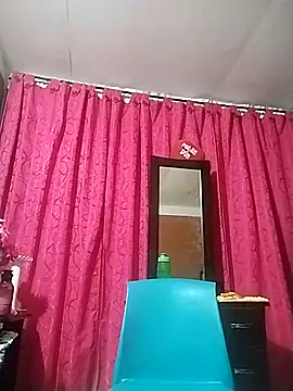 Snapshot of SluttyMilf79 chatting on March 15, 5:52 am SluttyMilf79 online show from March 15, 5:52 am