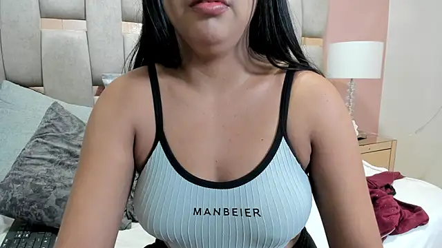 nicole fisherr online show from November 8, 5:00 am