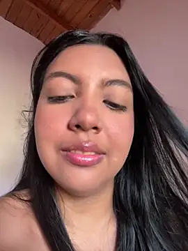 nicole fisherr online show from June 20, 8:14 pm