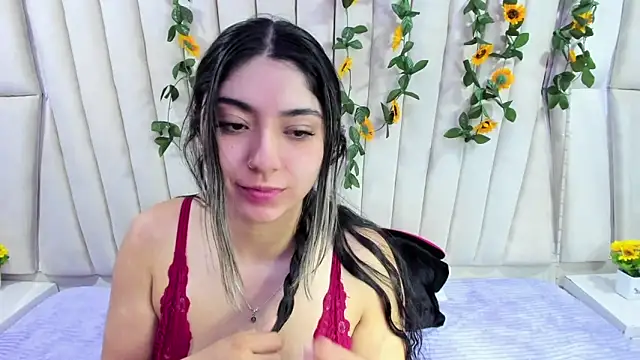 Snapshot of Lucy_Anall_ chatting on September 17, 7:49 pm Lucy Anall online show from September 17, 7:49 pm