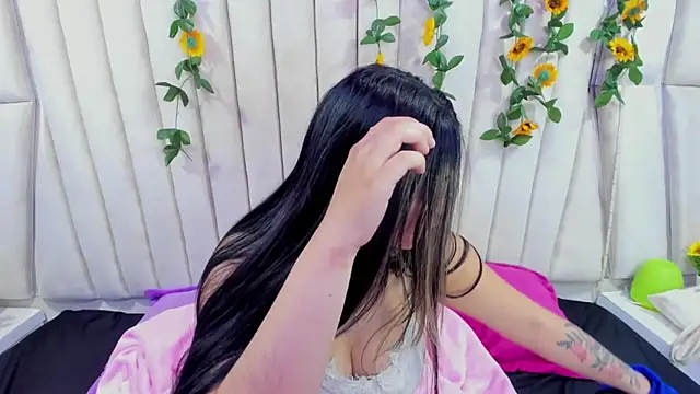 Snapshot of Lucy_Anall_ chatting on September 9, 8:29 pm Lucy Anall online show from September 9, 8:29 pm