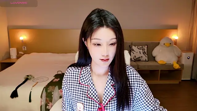 Lucky-baby online show from February 1, 1:42 pm