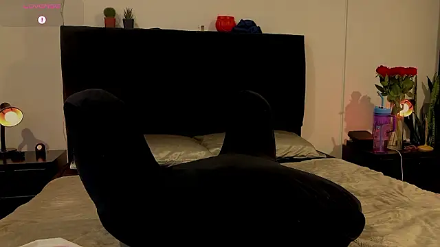 whitesemma online show from March 5, 1:24 am