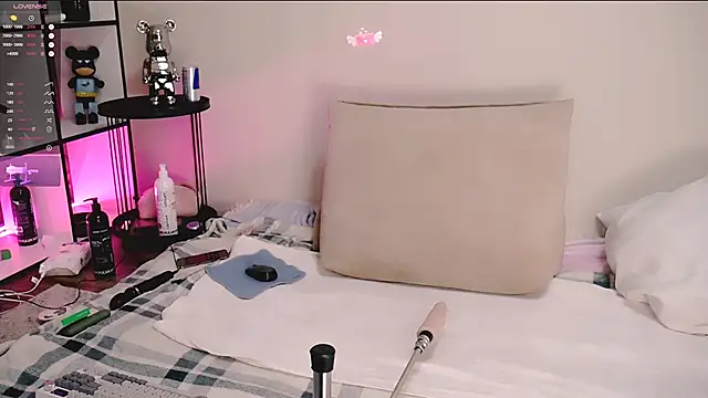 viamoon online show from February 18, 3:37 am