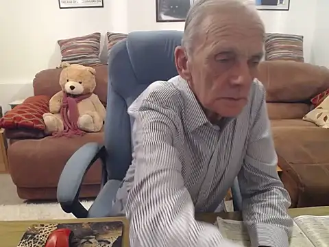 Ferret7777 online show from November 5, 8:01 pm