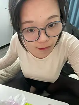 Snapshot of Bella0815 chatting on January 19, 7:36 am Bella0815 online show from January 19, 7:36 am