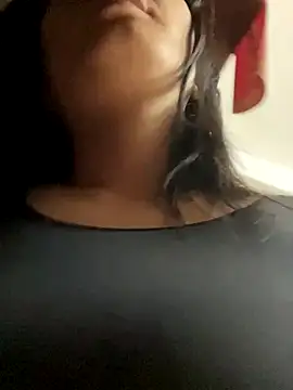 Snapshot of Bella0815 chatting on December 1, 12:06 pm Bella0815 online show from December 1, 12:06 pm