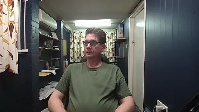 tilobinder online show from February 26, 2:06 pm