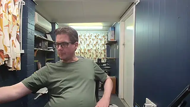 tilobinder online show from March 15, 2:46 pm