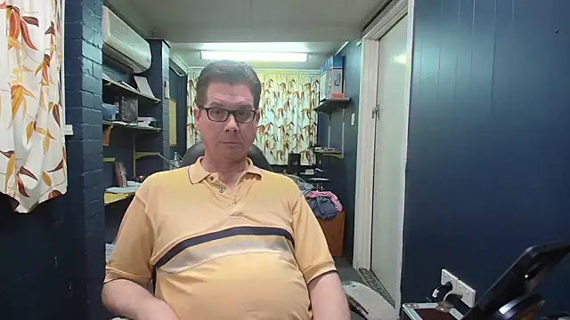 tilobinder online show from October 26, 2:06 pm