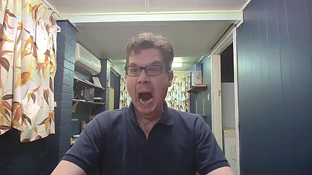 tilobinder online show from January 8, 2:45 pm