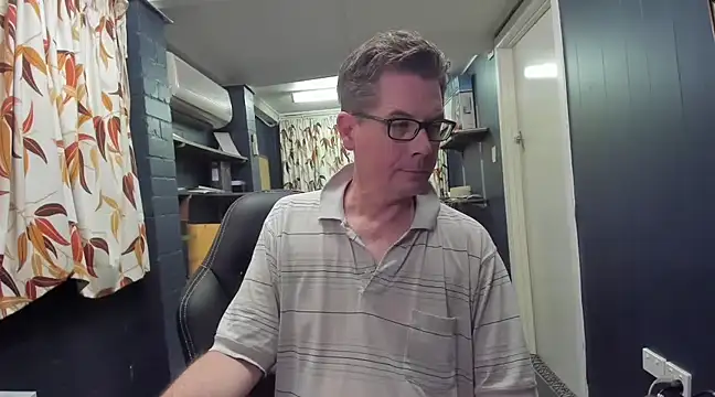 tilobinder online show from March 14, 4:09 pm