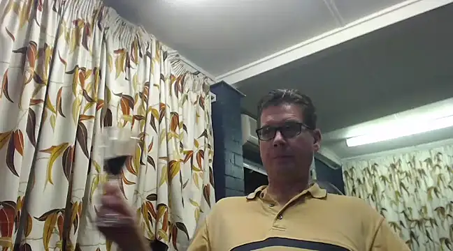 tilobinder online show from March 22, 12:57 pm