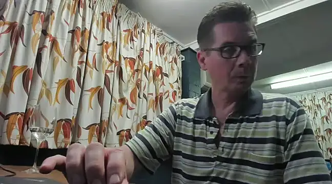 tilobinder online show from January 1, 2:42 pm