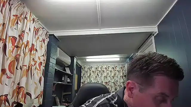 tilobinder online show from December 21, 4:03 pm