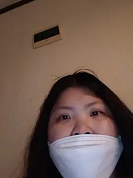 hello098712 online show from May 18, 9:14 am