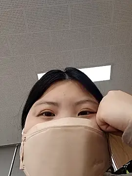 hello098712 online show from November 17, 3:21 am