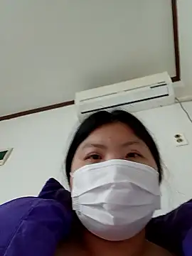 hello098712 online show from November 26, 9:09 am