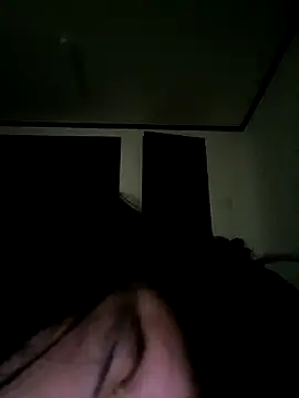 Snapshot of hello098712 chatting on October 6, 10:21 pm hello098712 online show from October 6, 10:21 pm