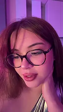 CutiePie3 online show from April 10, 8:38 pm