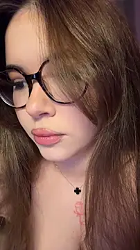 CutiePie3 online show from May 3, 9:40 pm