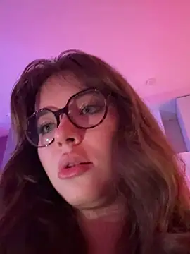 Snapshot of CutiePie3 chatting on December 17, 7:52 pm CutiePie3 online show from December 17, 7:52 pm