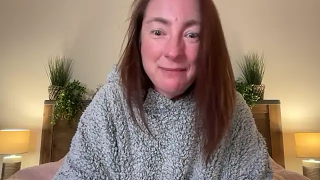 LouiseTswing online show from February 20, 8:14 pm