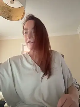 LouiseTswing online show from February 10, 2:27 pm