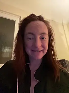 LouiseTswing online show from December 22, 10:36 pm