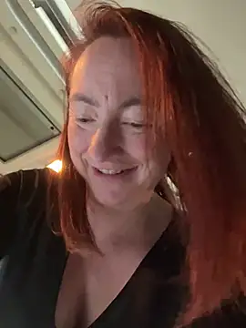 LouiseTswing online show from December 21, 1:10 pm