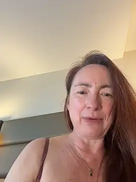 LouiseTswing online show from April 2, 2:35 pm