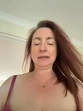 LouiseTswing online show from June 4, 2:44 pm