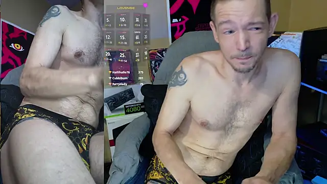 Snapshot of MasterForgedRayy chatting on February 7, 2:26 pm MasterForgedRayy online show from February 7, 2:26 pm