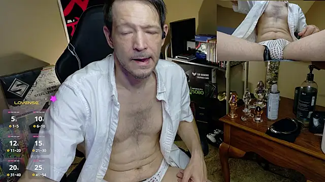 MasterForgedRayy online show from March 10, 12:53 pm