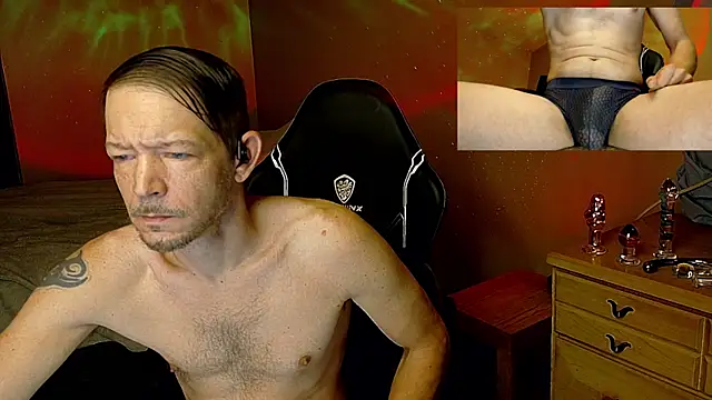 MasterForgedRayy online show from April 13, 9:02 am