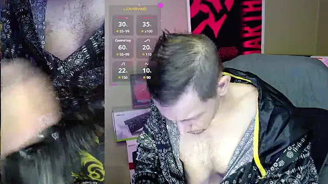 Snapshot of MasterForgedRayy chatting on January 28, 6:38 am MasterForgedRayy online show from January 28, 6:38 am