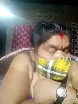 Snapshot of Hot_Falguni chatting on February 19, 7:59 pm Hot Falguni online show from February 19, 7:59 pm