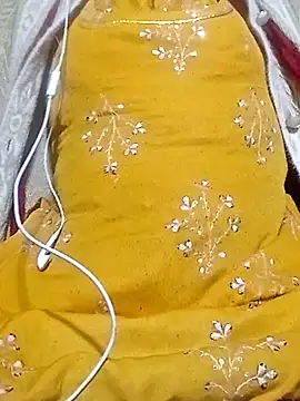Snapshot of Hot_Falguni chatting on February 24, 8:06 am Hot Falguni online show from February 24, 8:06 am