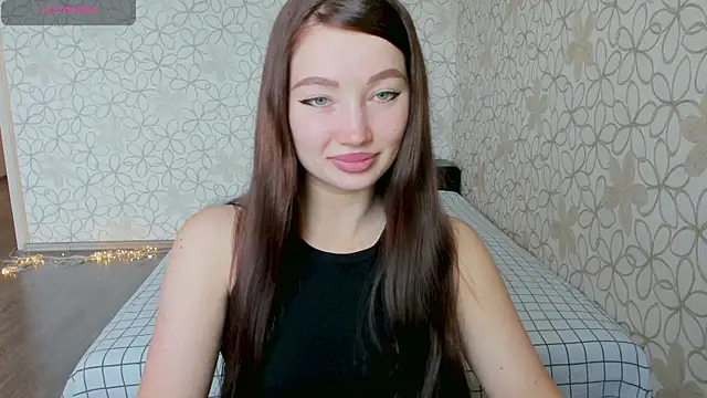 Snapshot of Lissa_Cristal chatting on June 2, 9:20 am Lissa Cristal online show from June 2, 9:20 am