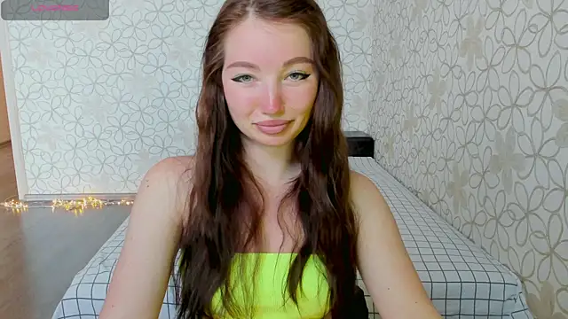 Snapshot of Lissa_Cristal chatting on June 12, 8:56 am Lissa Cristal online show from June 12, 8:56 am