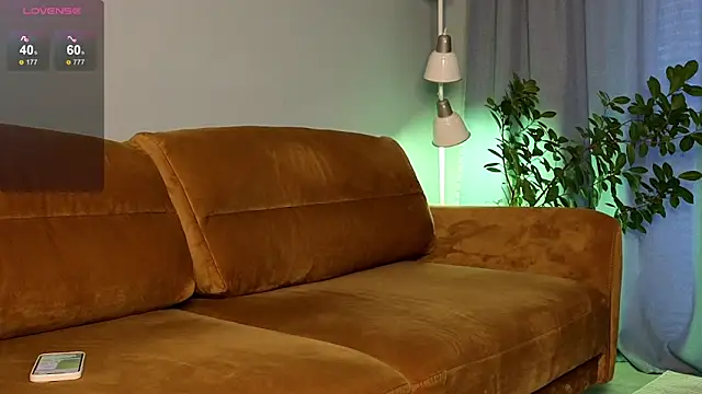 Your dream Alice online show from December 3, 6:25 am